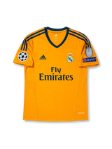 Real Madrid 2013-14 Third Shirt #19 Modrić