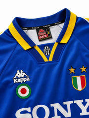 Juventus 1995/96 Away Football Shirt