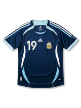 Argentina 2006 World Cup Away Shirt #19 Messi
