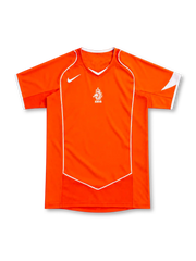Netherlands 2004 orange home jersey with white Nike Swoosh, central KNVB lion crest, V-neck collar, white piping and sleeve accents.