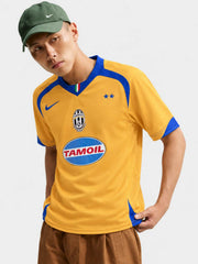 Juventus 2005/06 Third Jersey