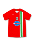 Juventus 2005/06 red away jersey with green and white tricolour stripe, Nike logo, centred crest and Tamoil sponsor