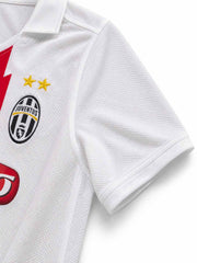 Juventus 2010/11 Away Jersey