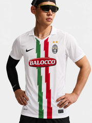 Juventus 2010/11 Away Jersey