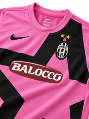 Juventus 2011/12 Away Jersey