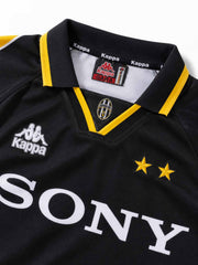 Juventus 1995/97 Away Jersey