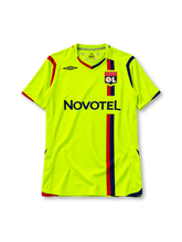 Olympique Lyonnais 2008-09 third jersey Umbro front view yellow navy stripe