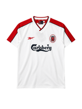 Liverpool 1998-99 away jersey, front view, white body with red shoulder panels, Reebok logo, Carlsberg sponsor logo, oval club crest