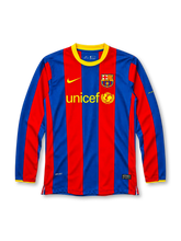 FC Barcelona 2010-11 long-sleeve home jersey with UNICEF sponsor and yellow collar trim