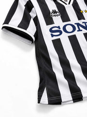 Juventus 1995-97 Home Jersey
