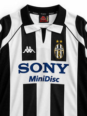 Juventus 1997-98 Home Jersey