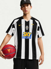 Juventus 2004-05 Home Jersey