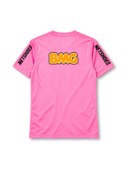 Santos 2013 pink jersey, front view, pink body, pink crew neck collar, red SEARA logos near shoulders, black NETSHOES lettering on sleeves, black Nike swoosh on right chest, Santos crest with two gold stars and 1912-2012 centenary crown on left chest, BANCO BMG sponsor logo, Nike Authentic tag at hem