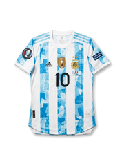 Back view of Argentina 2022 Finalissima home shirt with Messi name print, large #10 number, sky-blue striped body, and tournament sleeve patches.