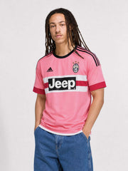 Juventus 2015/16 Away Football Shirt