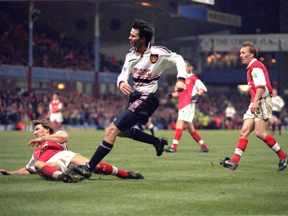 Consistency defines lasting greatness. Ryan Giggs｜Icon Collection