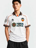 Valencia 1999-00 Home Jersey #7 Claudio López