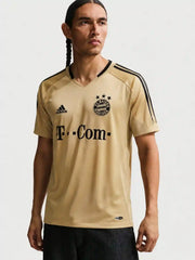 Bayern Munich 2004/05 Away Jersey