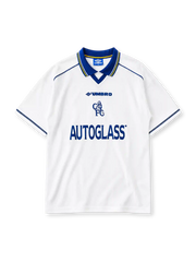 Chelsea 1998-2000 away jersey in white with blue and yellow trim and Autoglass sponsor branding