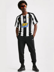 Juventus 2004/05 Home Jersey