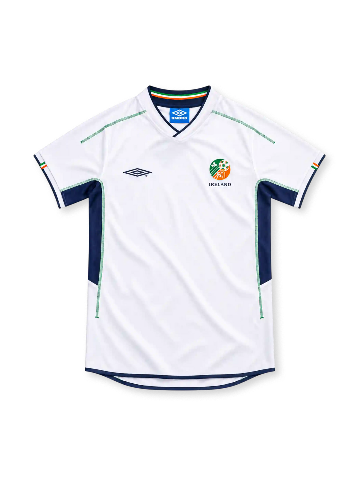 Ireland 2002 white away soccer jersey by Umbro with navy side panels, green piping, tricolor sleeve accents and FAI crest.
