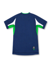 Ireland 2002 navy third soccer jersey by Umbro with green V-neck trim, white sleeve panels, green side inserts and FAI crest.