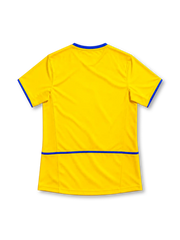Inter Milan 2002/03 yellow third jersey with blue V-neck trim, Nike Swoosh, Inter crest, curved front pattern and black Pirelli sponsor.