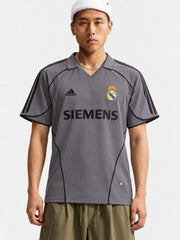 Real Madrid 2005/06 Third Jersey