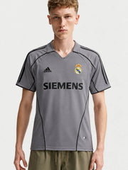 Real Madrid 2005/06 Third Jersey