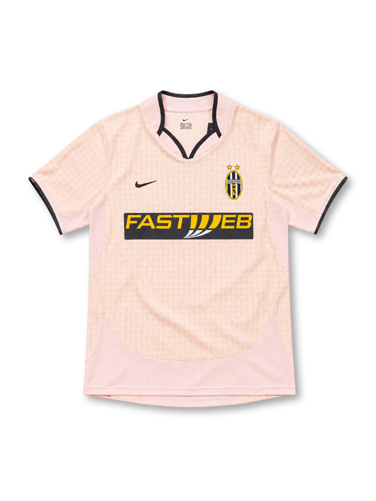 Juventus 2003/04 pink away jersey with check pattern, black trim, Nike logo and Fastweb sponsor