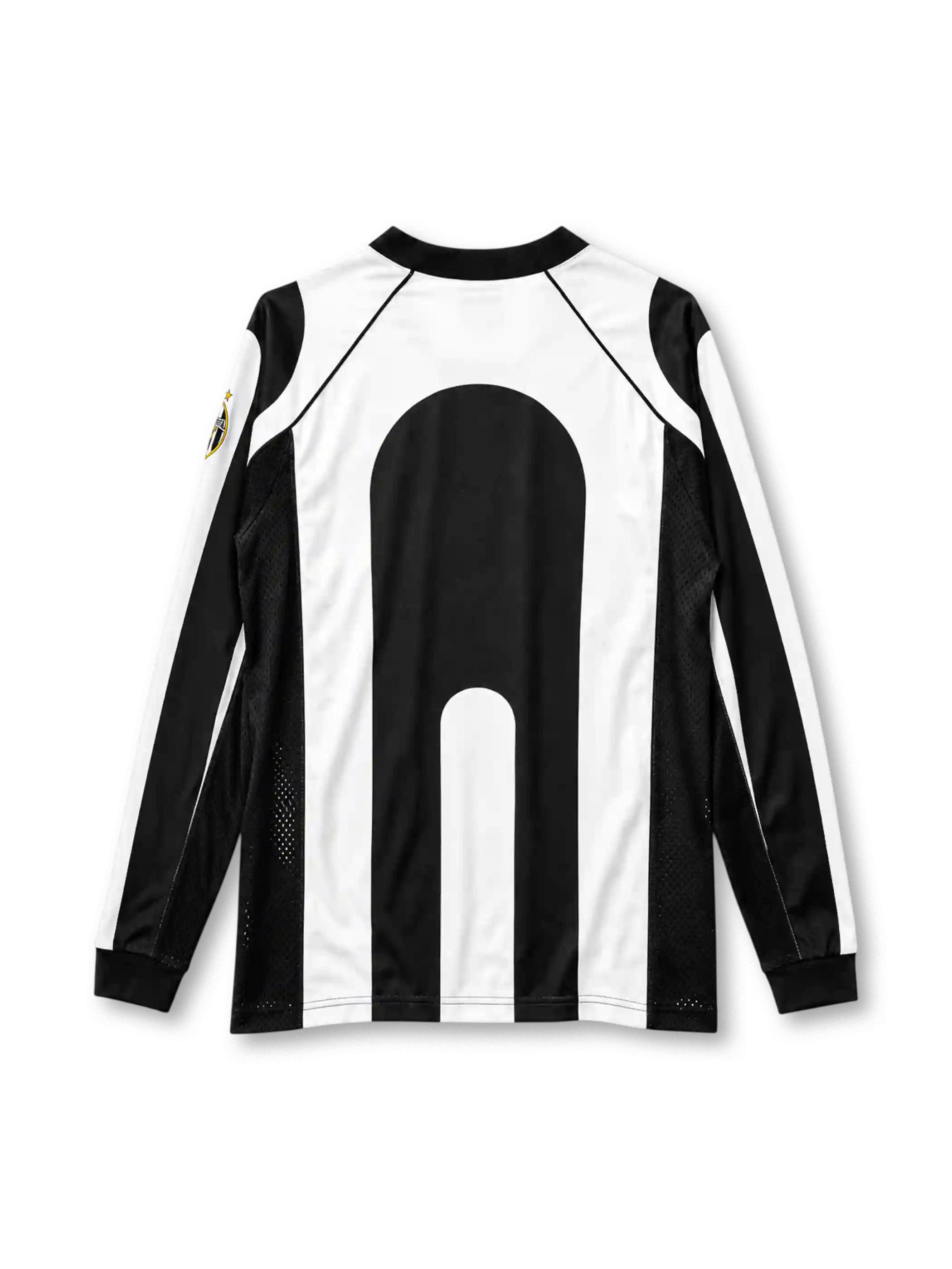 Juventus 1997-98 long sleeve home jersey in black and white stripes