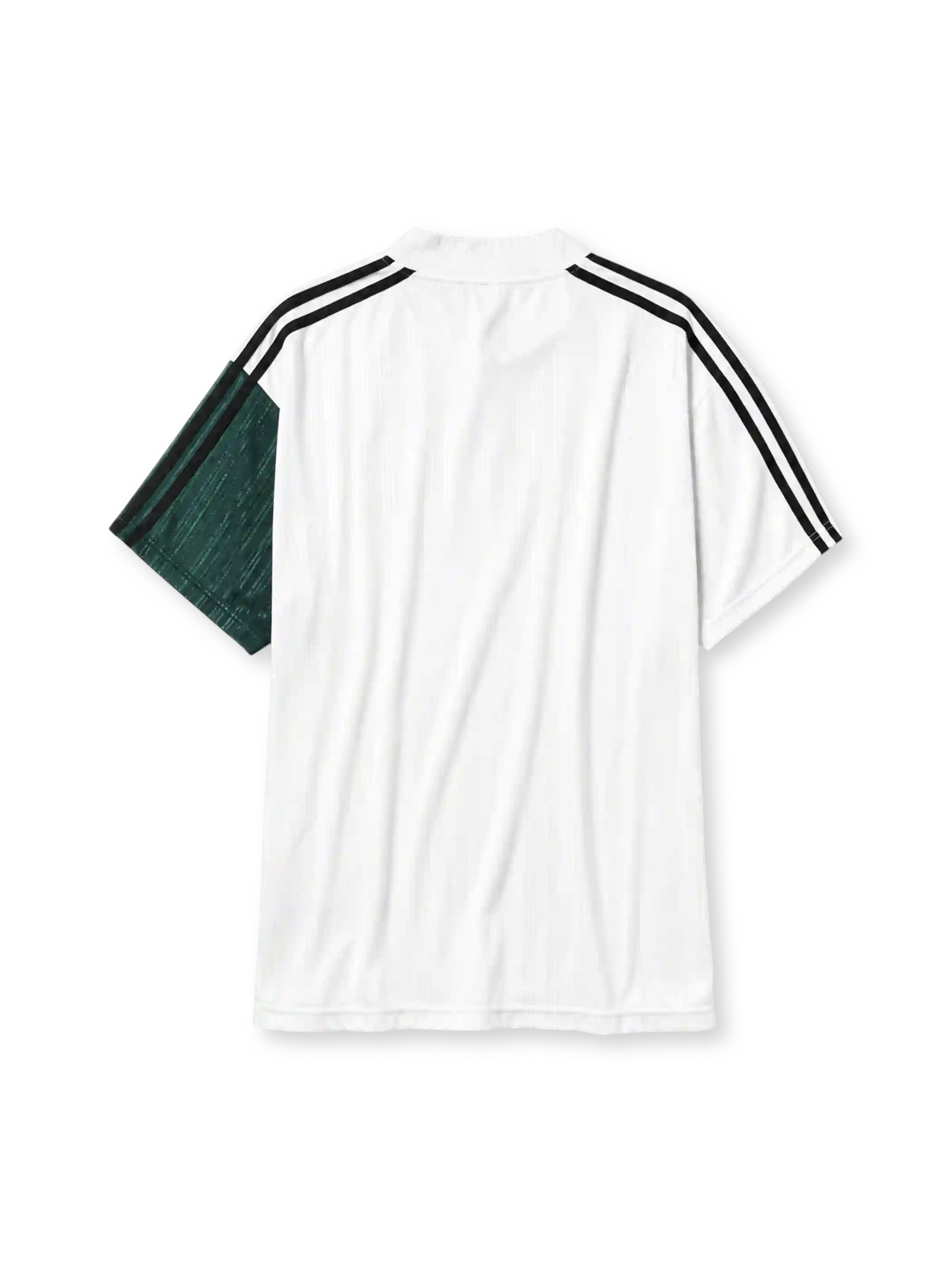 Liverpool 1995-96 away jersey, front view, quartered green and white body, white button-up collar with black adidas trim, adidas trefoil logo, club crest, Carlsberg sponsor logo