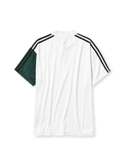 Liverpool 1995-96 away jersey, front view, quartered green and white body, white button-up collar with black adidas trim, adidas trefoil logo, club crest, Carlsberg sponsor logo