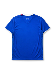 Iceland 2016-17 home jersey, front view, blue body with red white and blue central stripe, white point collar with For Iceland text, Errea logo, KSÍ crest