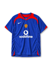 Manchester United 2005-06 away jersey Nike front view blue red yoke
