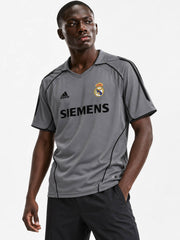 Real Madrid 2005-06 Third Jersey