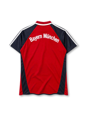 Bayern Munich 2001-02 home jersey in red with Opel sponsor and black raglan sleeves