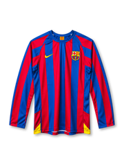 FC Barcelona 2005-06 long-sleeve home jersey in blue and red stripes with Catalan flag collar detail