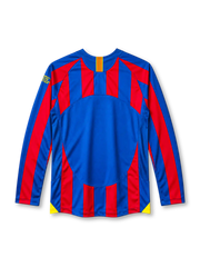 FC Barcelona 2005-06 long-sleeve home jersey with UEFA Champions League sleeve patch