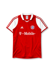 Bayern Munich 2003-04 home jersey in red with T-Mobile sponsor and white sleeves