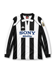 Juventus 1997-98 home long sleeve jersey, front view, black and white vertical stripes, black polo collar with white tips and V-notch, long striped sleeves with black ribbed cuffs, white Kappa logo on right chest, Juventus crest with two gold stars on left sleeve, navy SONY MiniDisc sponsor logo on white chest band, black mesh side panels
