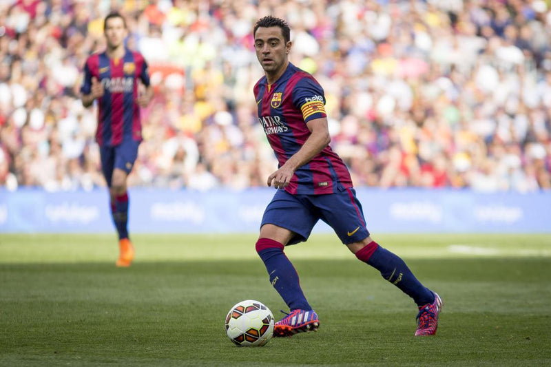Control defines football intelligence. Xavi Hernández｜Icon Collection